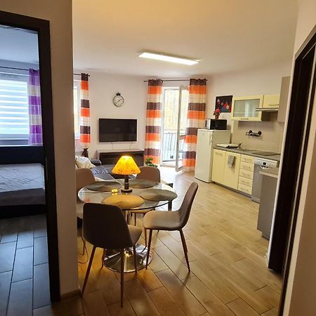 Apartament Miedzyzdroje 4 Osoby 100 M Od Morza Bagian luar foto