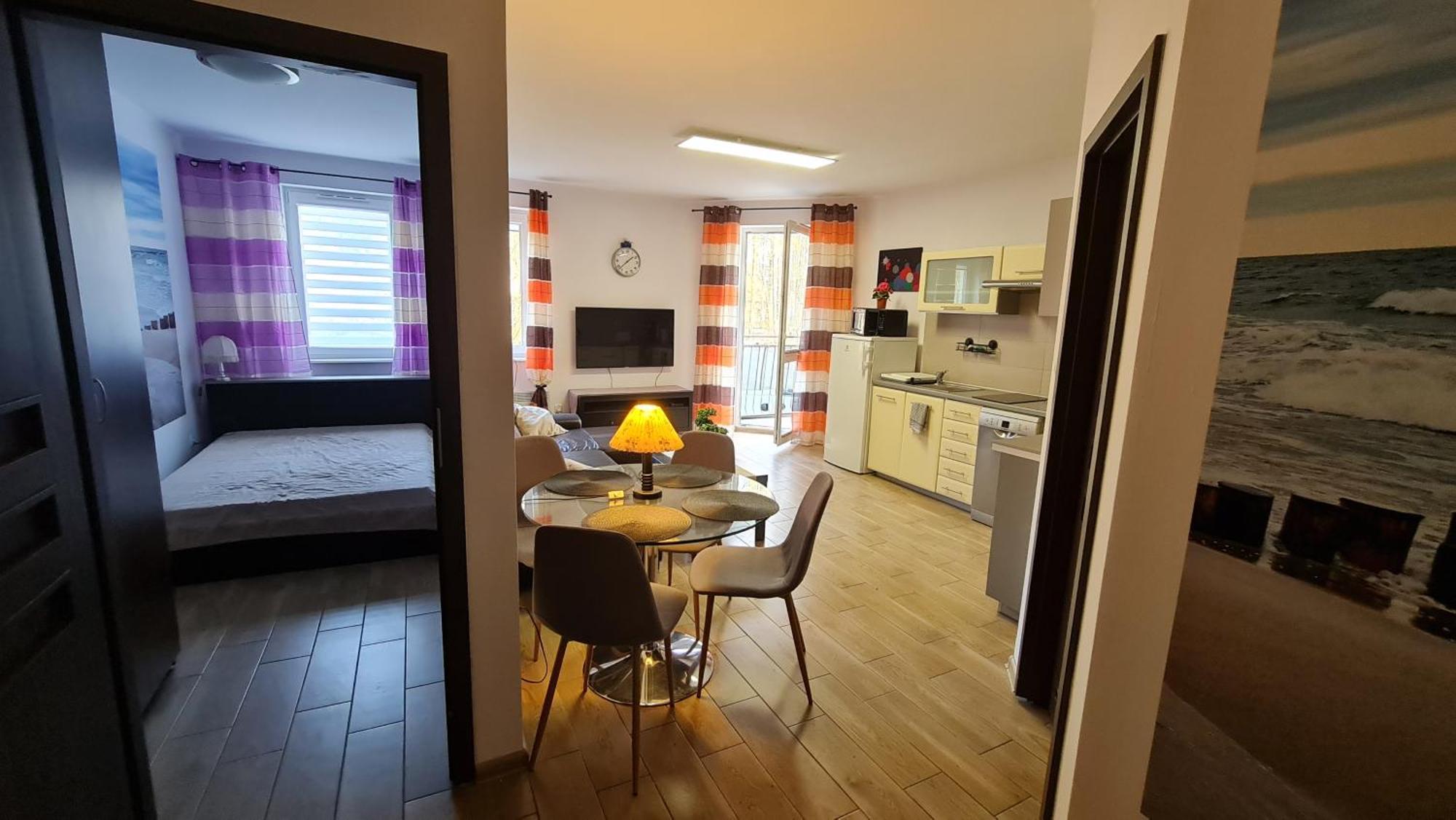 Apartament Miedzyzdroje 4 Osoby 100 M Od Morza Bagian luar foto